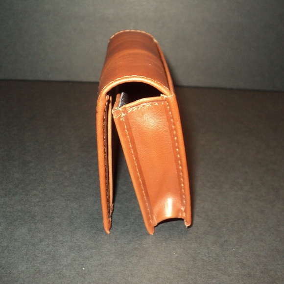 Royal Crown Leathers Business Card Case 4 1/8" Wide x 3" High Camel Brown NEW - Picture 3 of 8